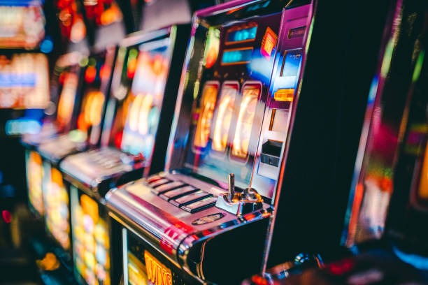 tuantogel login Evolution and Pragmatic Live Dealers